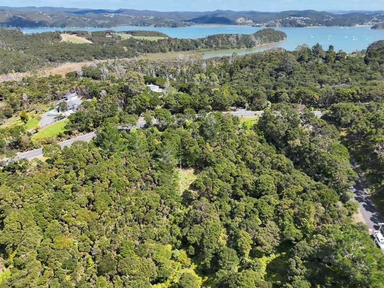 Te Wahapu Road_1