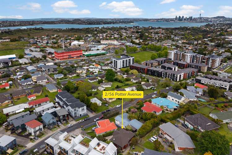 2/56 Potter Avenue Northcote_14