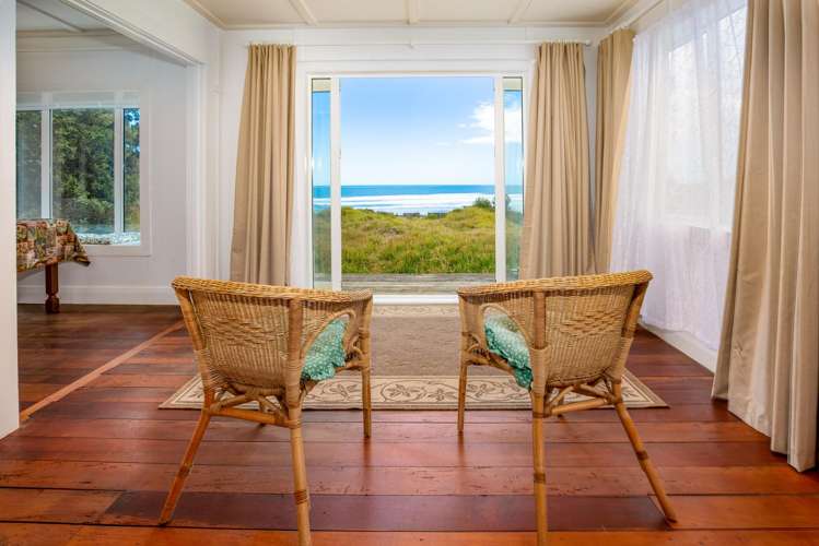 21 Ocean View Road Port Waikato_5