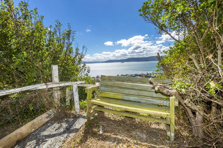 17 Beacon Hill Road Strathmore Park_21