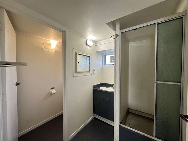 3 Bleakhouse Road 10688_7