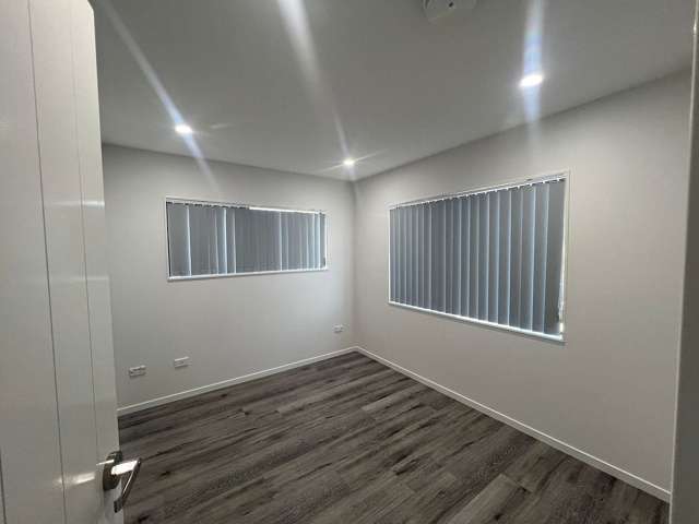 22B Sunlands Drive Manurewa_4