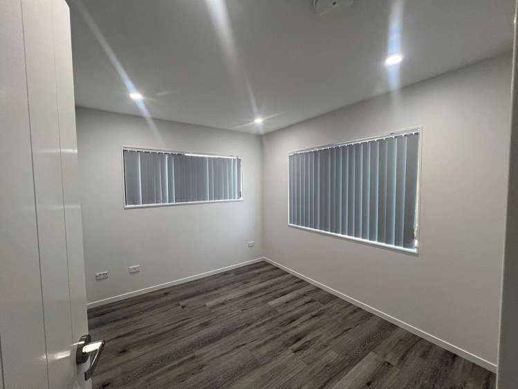 22B Sunlands Drive Manurewa_4