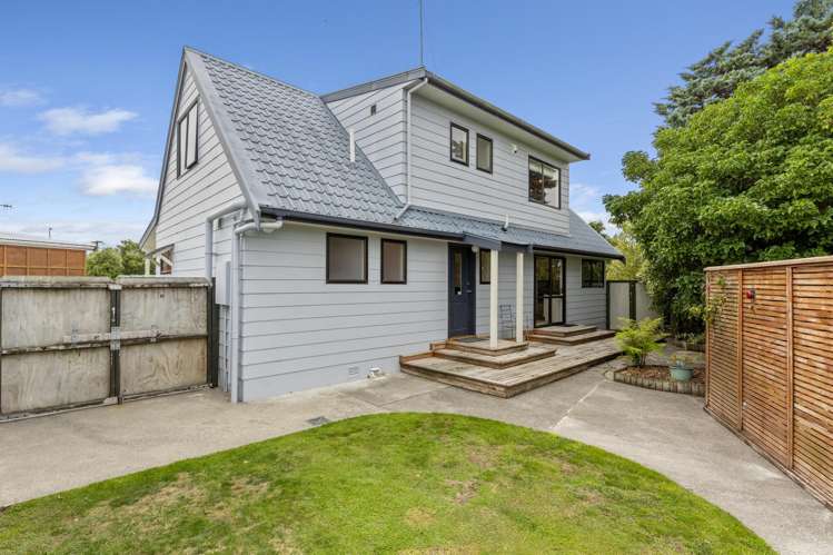76 Grace Street Sanson_17
