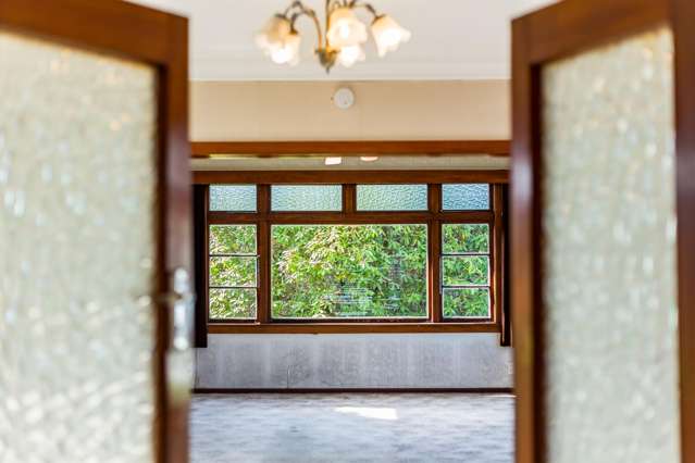 363 Oxford Street Levin_1