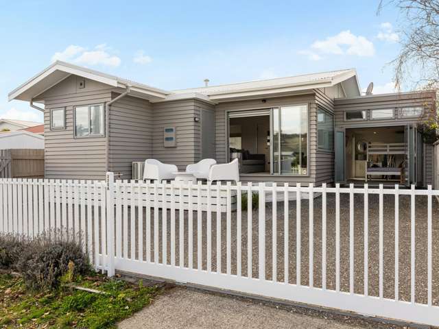 Central, Convenient & Close to Beach