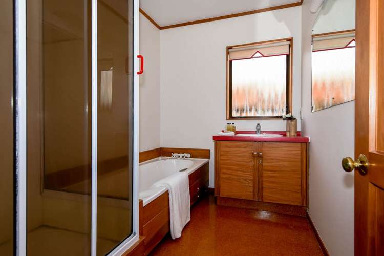 1 Otakau Road Milford_14