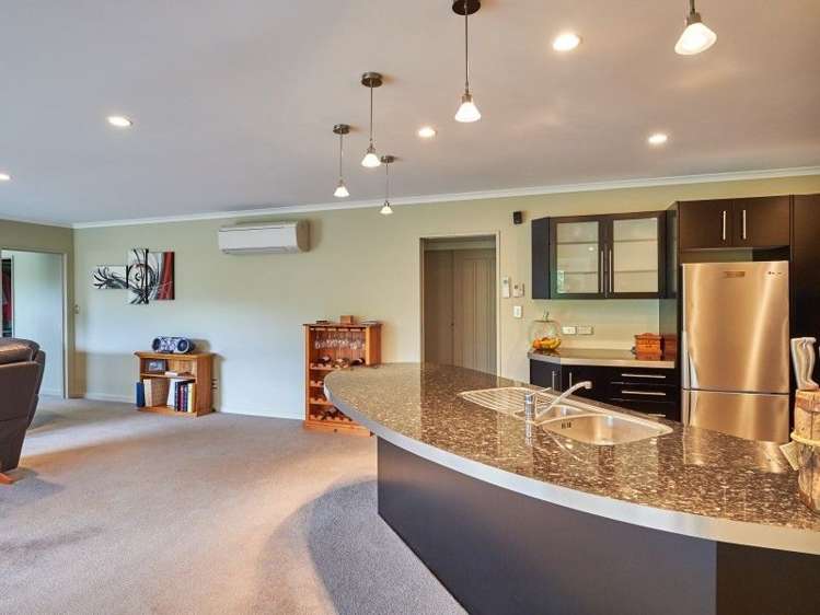 155 Ruapehu Drive Fitzherbert_12