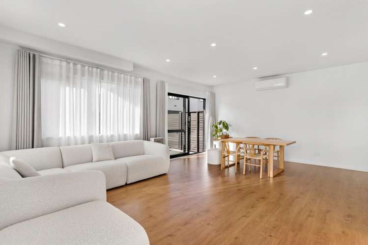 9 Whiteywood Street Westgate_19