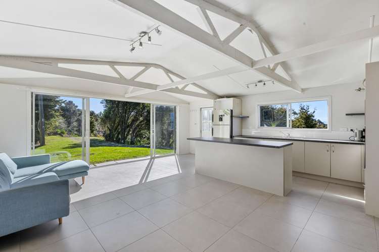 11 Ngarewa Drive Mahurangi West_7