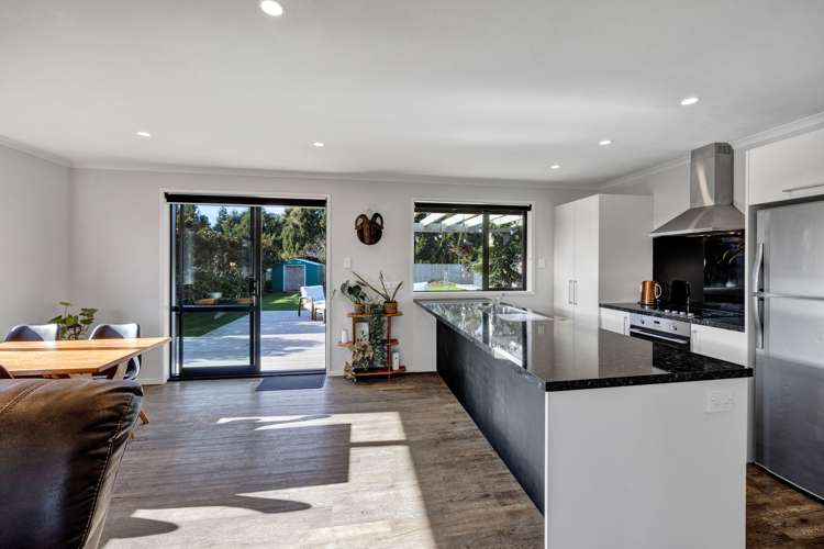 513 Richmond Road Lepperton_6