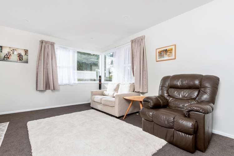 137 Vodanovich Road Te Atatu South_5