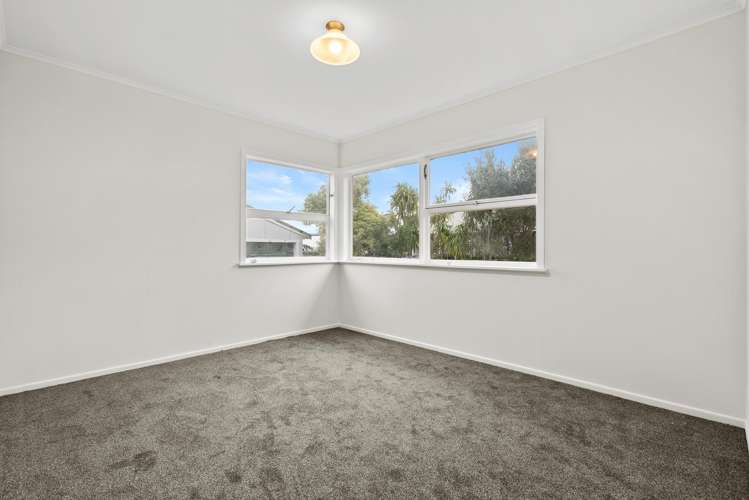 19 Plumley Crescent Mangere_10