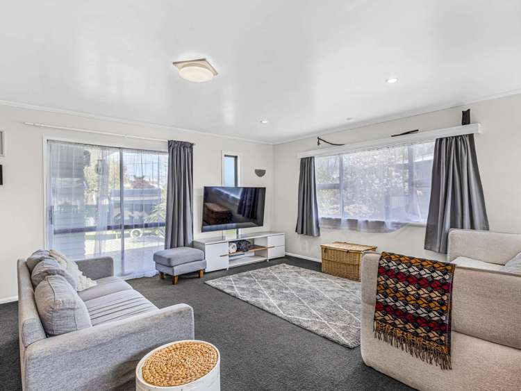 12 Hitchings Avenue Onekawa_6