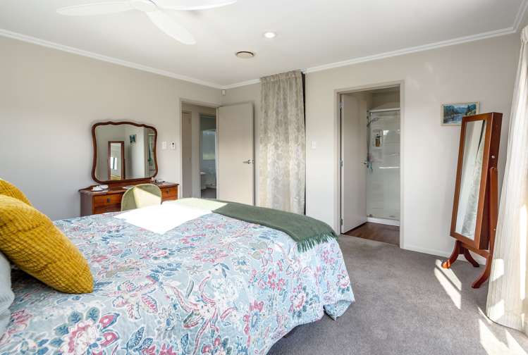 62 Woodward Street Featherston_14