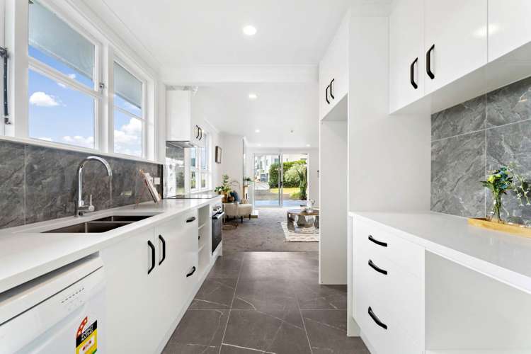 49 Price Crescent Mount Wellington_9