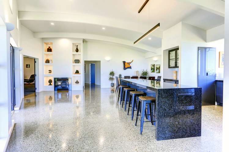 31 Longbeach Drive Castlecliff_1