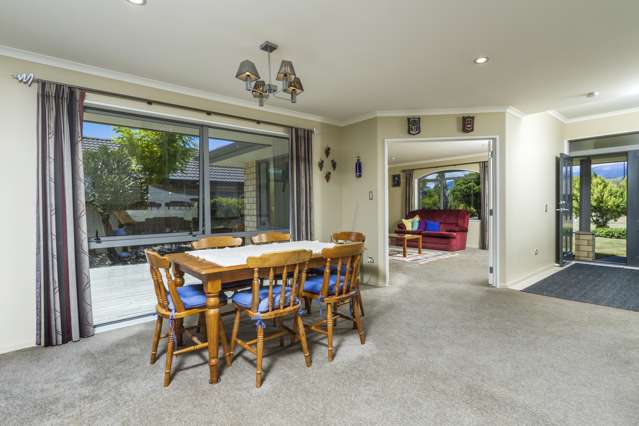 14 Wanderers Avenue Brightwater_4