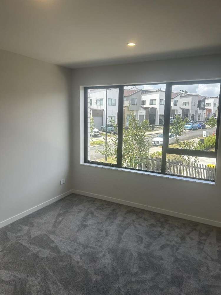 2/16 Clara Road Silverdale_14