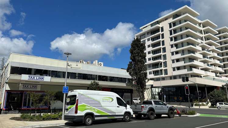 Suite 3,/120 Devonport Road Tauranga Central_9