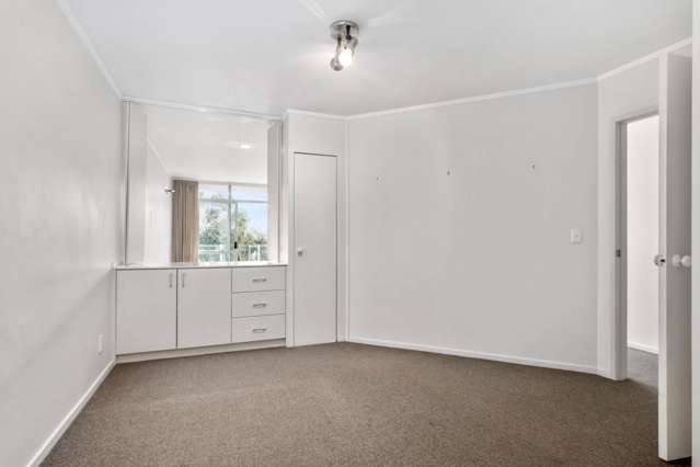 3/3 Hamilton Road Herne Bay_1