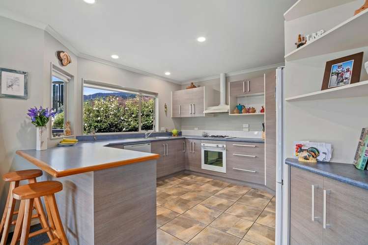 66 Washbourn Drive Richmond_9