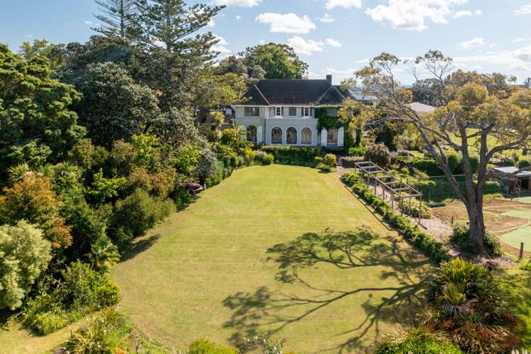 215 Bleakhouse Road Mellons Bay_2