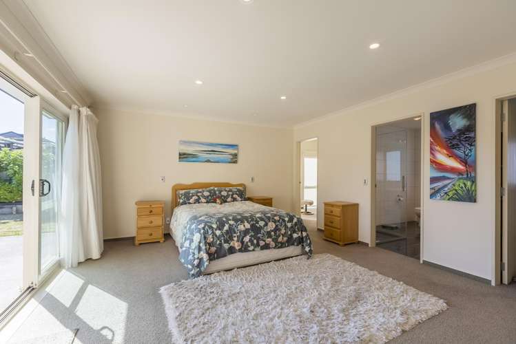 145 Milne Drive Paraparaumu_16