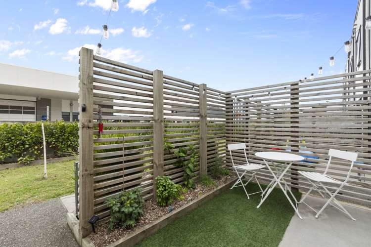 6/1 Vialou Street Hamilton Central_10