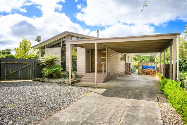 Immaculate home – move in ready
