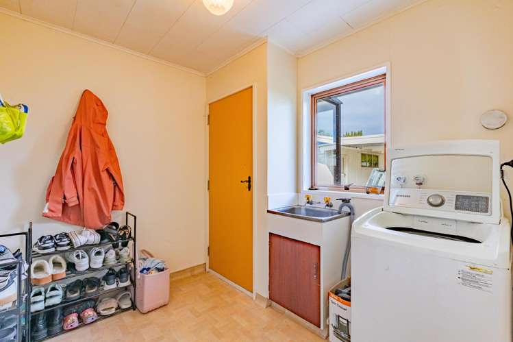 37 Robinson Crescent Tamatea_11