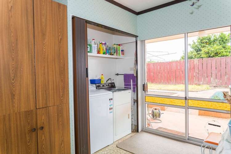 117 Guy Street Dannevirke_17