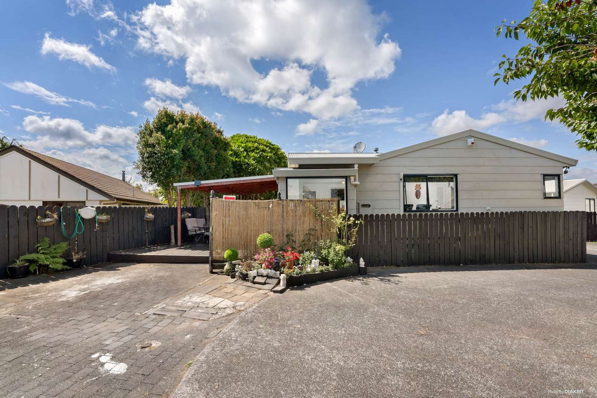 1/30 Pinehurst Place Wattle Downs_0