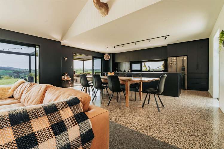 108 Kononi Road Lawrence_15