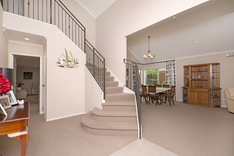 55 Chateau Rise Flat Bush_4