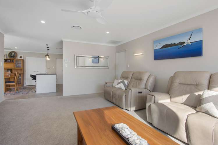 8B Carrick Robertson Place Waihi_7