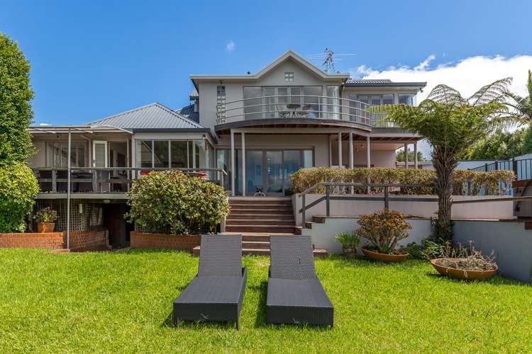 26 Hamana Street Narrow Neck_9