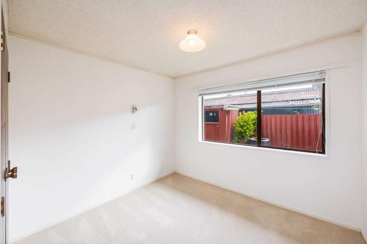 2 Rangitane Street Palmerston North City_8