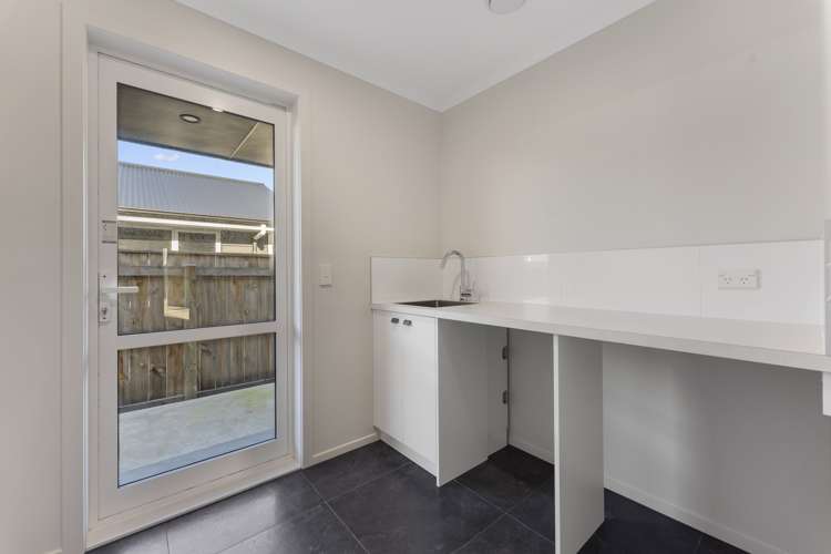 64 Pharazyn Street Feilding_17