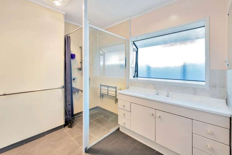 131 Elliot Street Pahurehure_13