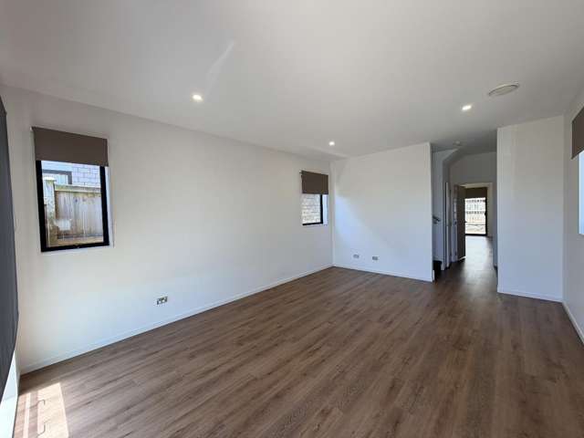 21 Eros Road 10673_1