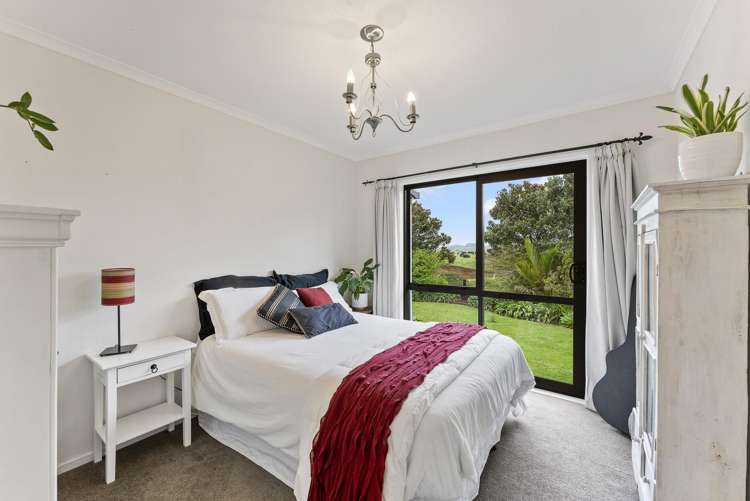 177 Koru Road Omata_16