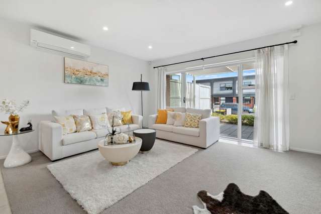 Price Reduction & Immediate Possession