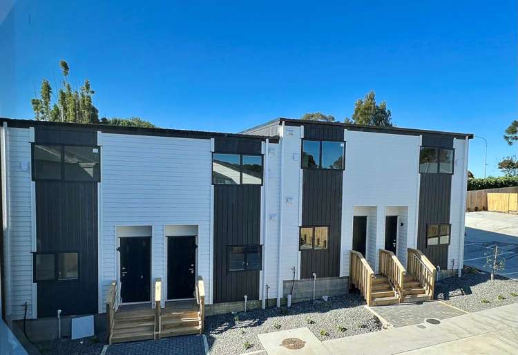 6/41 Mangere Road_0