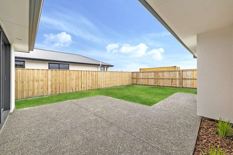7 Buxus Way Rolleston_24
