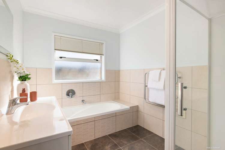 9 Parsot Place Pukekohe_7