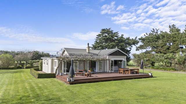 Country living, timeless charm