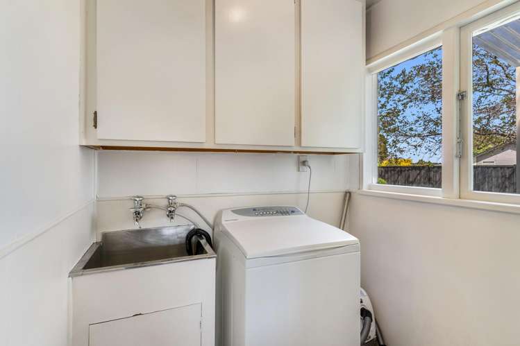 14 Dejoux Road Winton_11