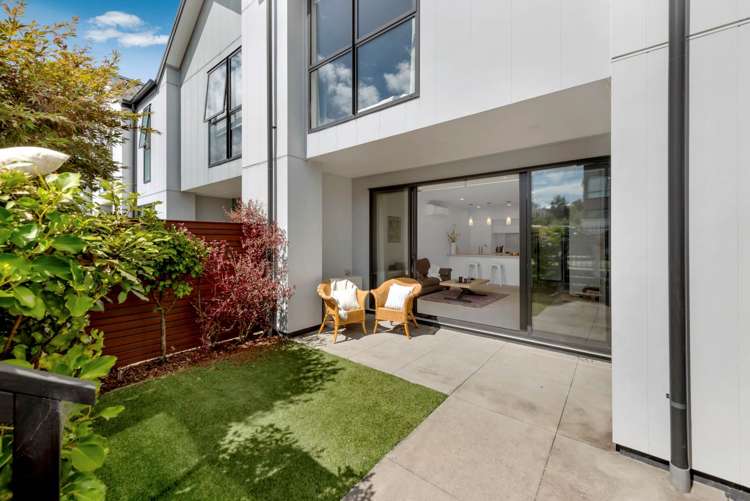 17 Gateway Avenue Beachlands_15