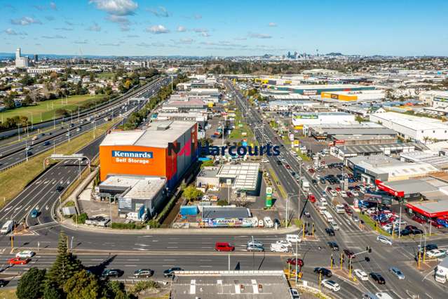 131 Wairau Road Wairau Valley_3